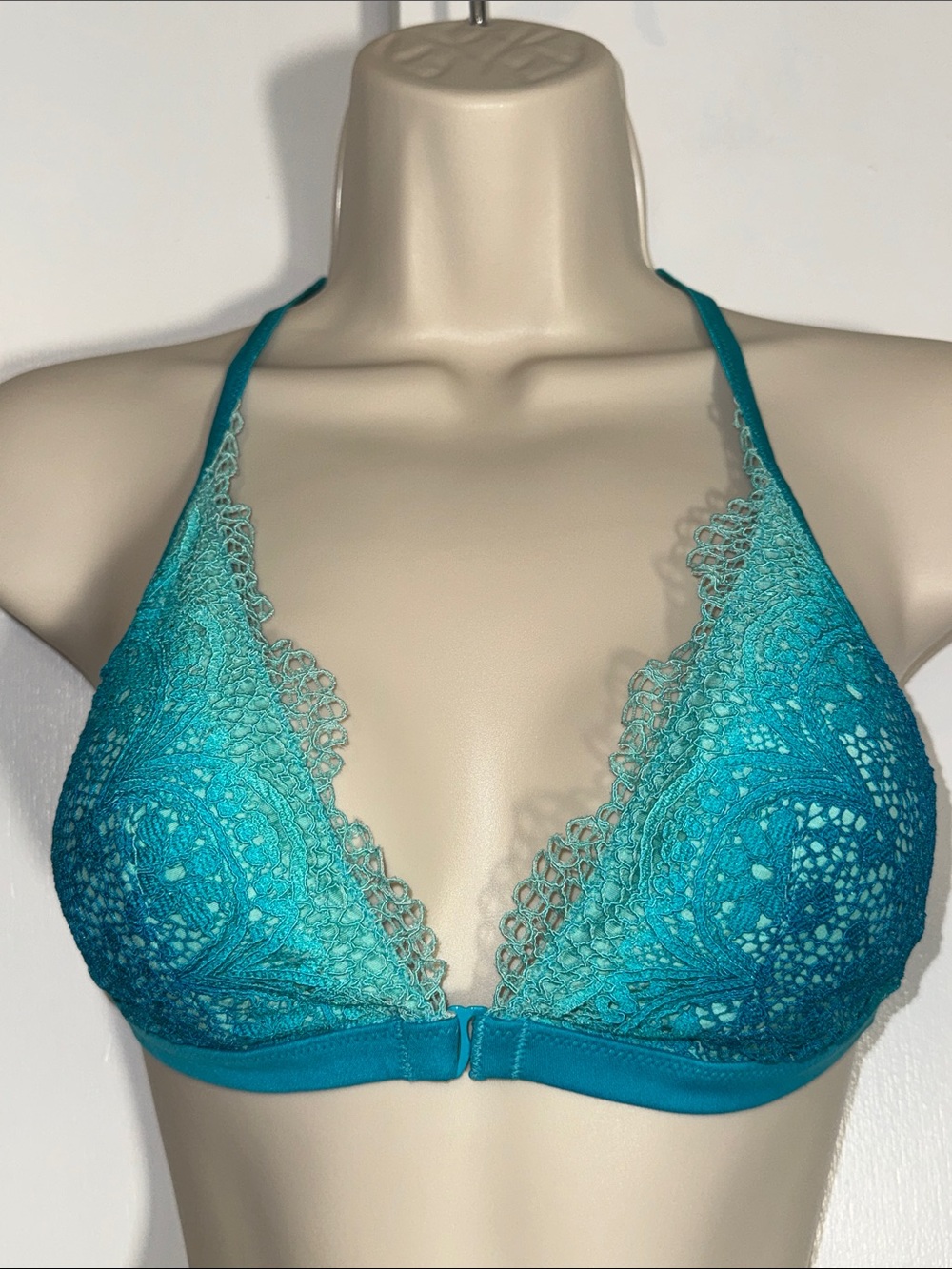 Victoria’s Secret Ombré Lace Bralette Racerback Front Close Bra Women’s Small S